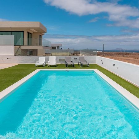 Seascape Heated Pool, Air-Con, View, Adult Only Apartment Corralejo Exterior photo
