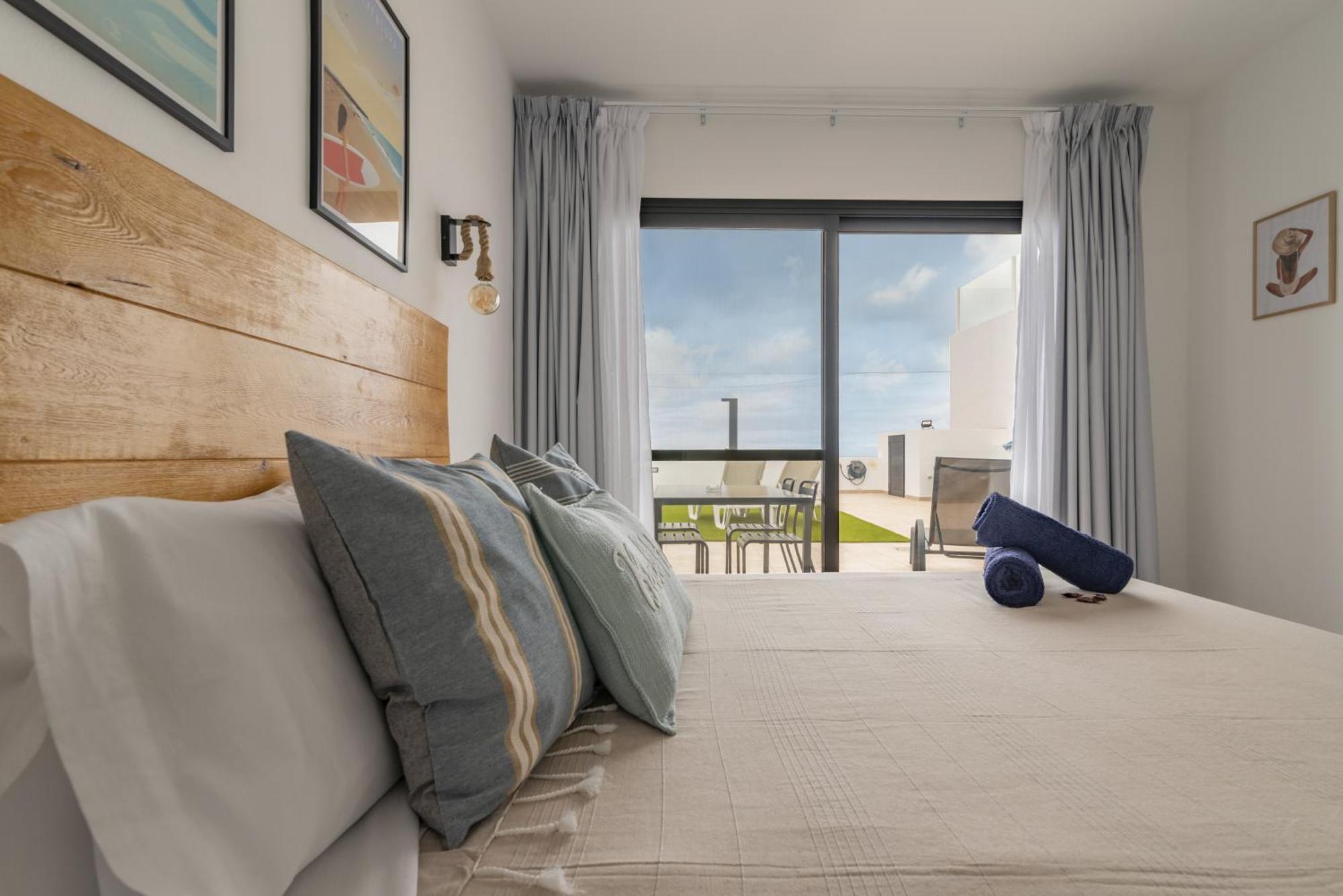 Seascape Heated Pool, Air-Con, View, Adult Only Apartment Corralejo Exterior photo