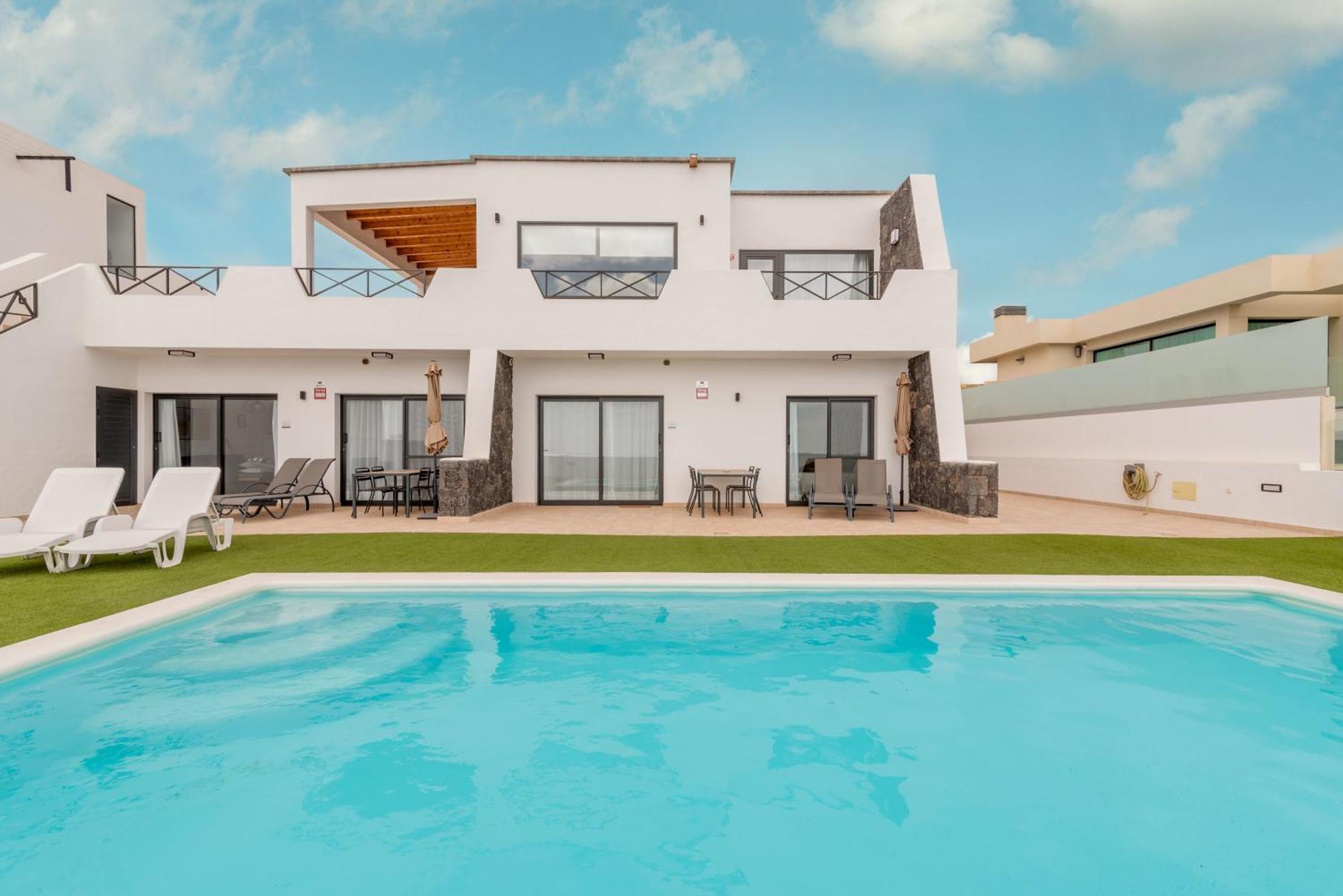 Seascape Heated Pool, Air-Con, View, Adult Only Apartment Corralejo Exterior photo